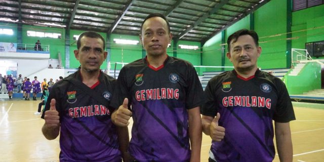 Tim Bola Voli Putra Indoor Kabupaten Tangerang Berpeluang ke Semifinal